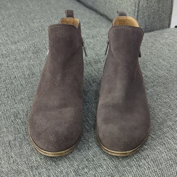 Lucky Brand Bryton Grey Taupe Suede Leather Zip Ankle Booties Women's Size 8.5 - Picture 3 of 8